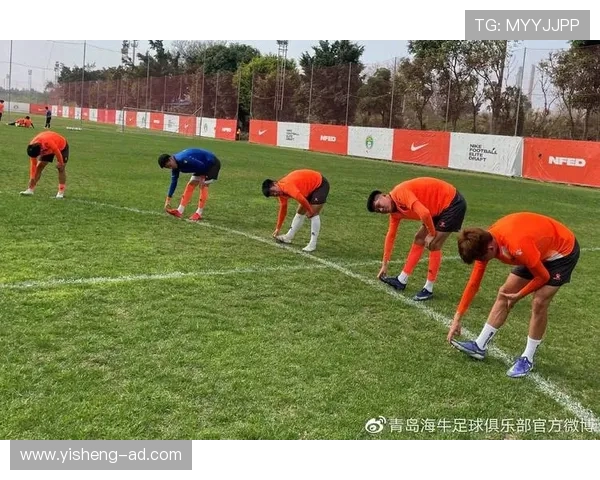 19岁黄开俊试训青岛海牛曝光